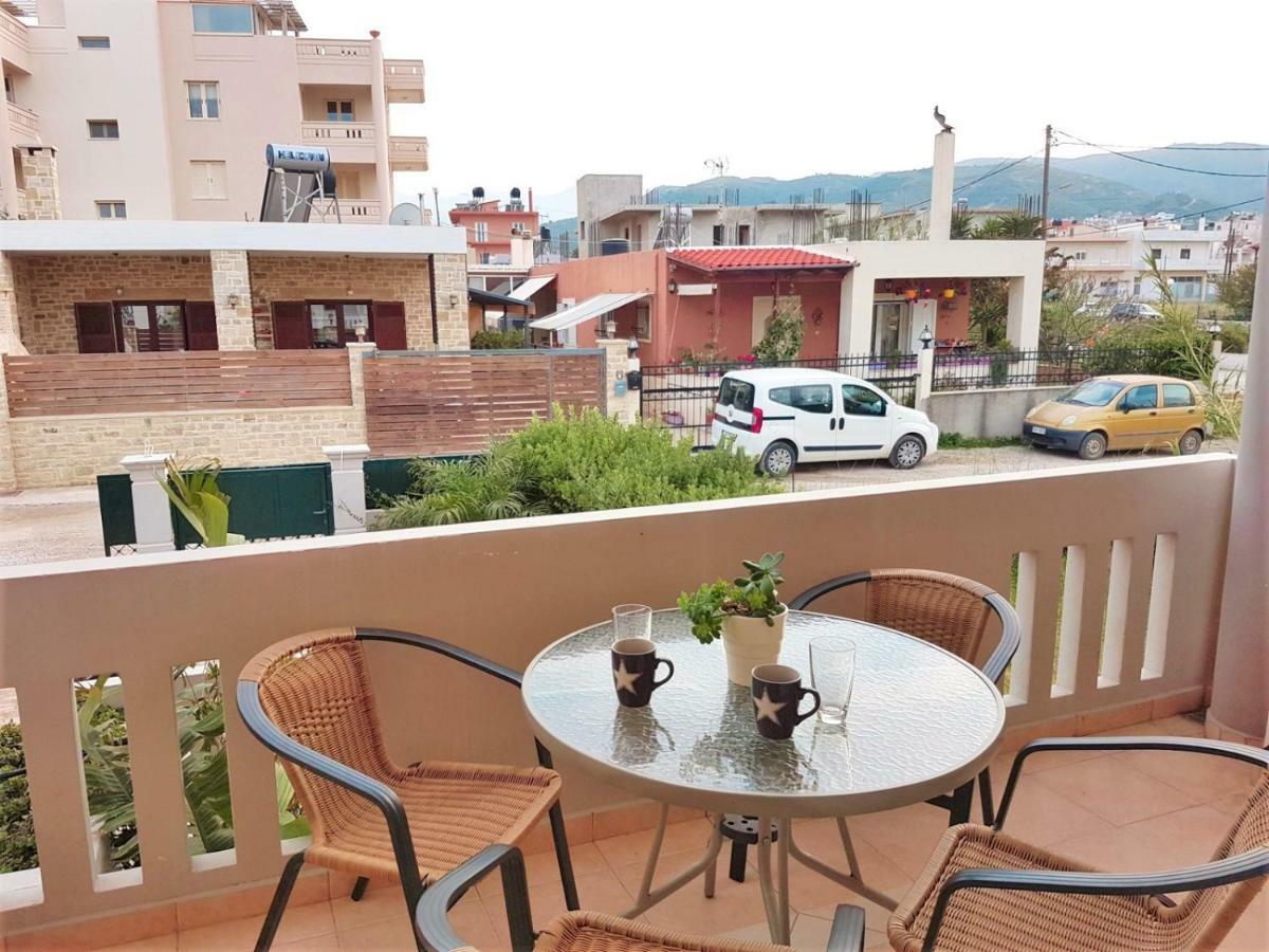 Emily' House Apartment Kissamos Luaran gambar