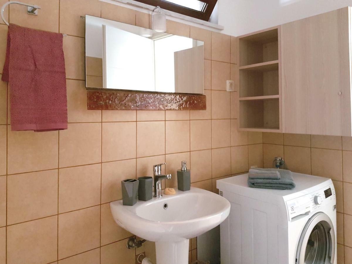 Emily' House Apartment Kissamos Luaran gambar